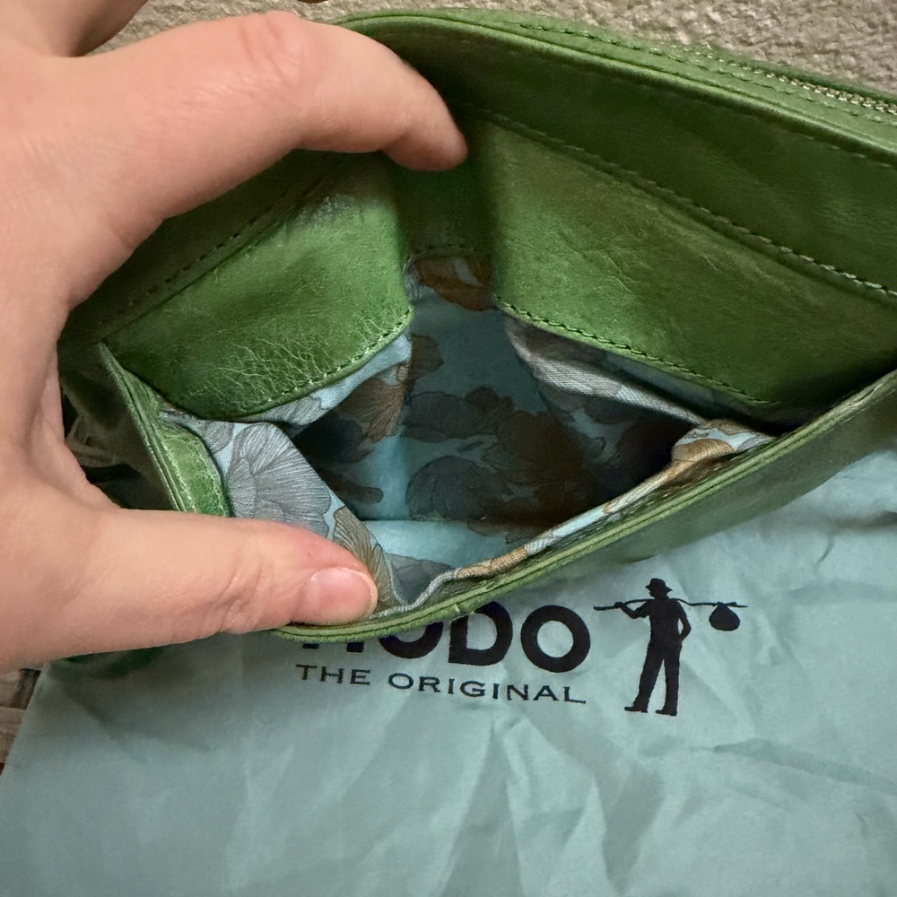 HOBO The Original Green Leather Crossbody Bag - Picture 9 of 16